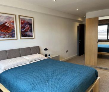 3 bedroom apartment to rent - Photo 4