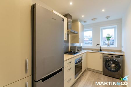 2 bedroom flat to rent - Photo 3