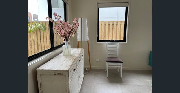 FULLY FURNISHED 4-Bedroom Retreat – Just Bring Your Suitcase! - Photo 1