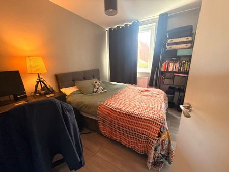 2B Windsor Court, Windsor Park,, Belfast BT9 6JE - Photo 2