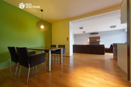 Pronájem nadstandartního bytu 2+kk, 87 m - Фото 3