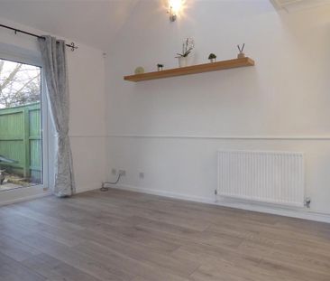 1 bedroom terraced house to rent - Photo 4