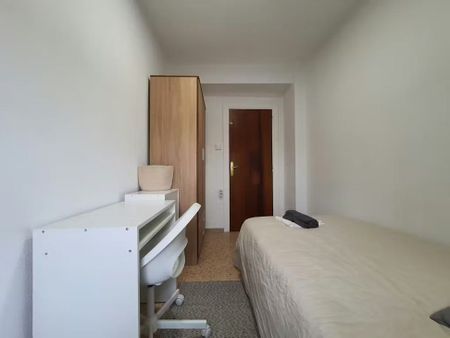 Carretera Escrivá, Valencia, Valencian Community 46007 - Photo 3