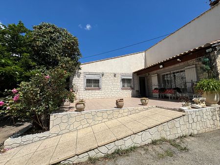 Location maison 5 pièces, 133.13m², Nîmes - Photo 2