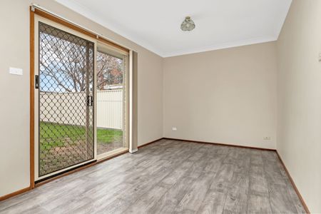6A Peter Place, Bligh Park NSW 2756 - House For Rent | Domain - Photo 2