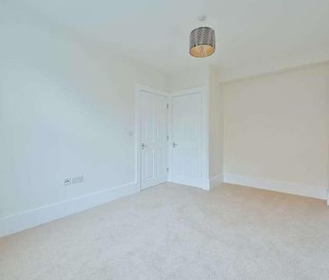 Cotterells, Hp, Hemel Hempstead, HP1 - Photo 1