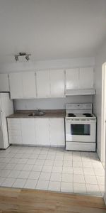 3 1/2 SEMI-MEUBLÉ - Photo 4