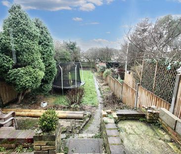 3 bedroom terraced house to rent - Photo 4