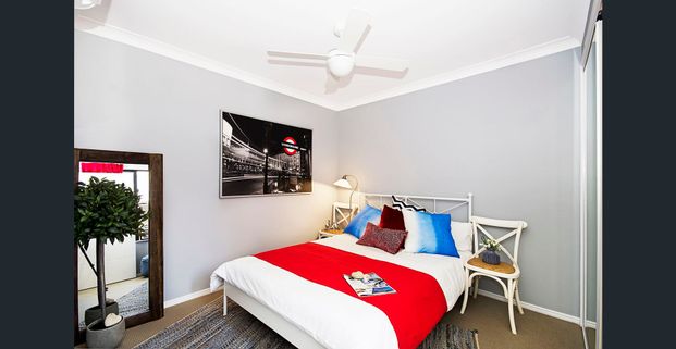 Luxurious 3-Bedroom Rental House in Desirable Oonoonba Area - Photo 1