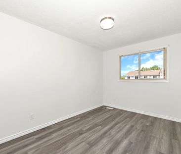 For Lease - 348 Monica Crescent, Orleans - Cumberland and Area, Ont... - Photo 5