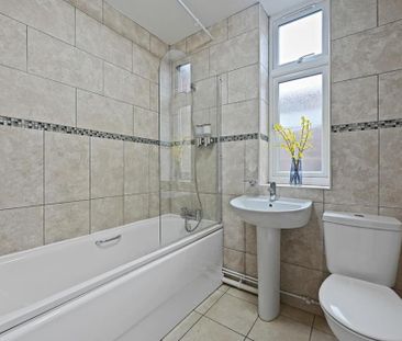 1 bedroom ground floor flat to rent - Photo 3