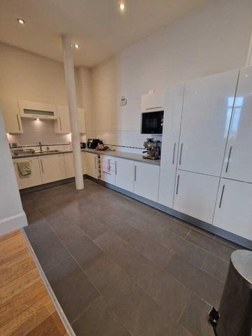 Apartment 234 311 Ormeau Road, Belfast, BT7 3GA - Photo 4