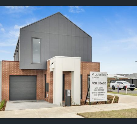 12 Dussehra St, Kalkallo, Vic 3064 - Photo 2
