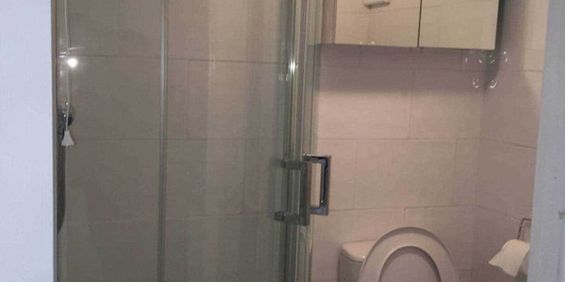 Studio Flat, Brancaster Road, SW16 - Photo 3