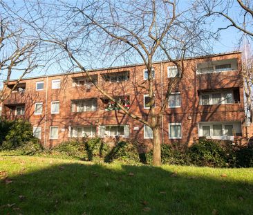 Partington Close, N19, London - Photo 4