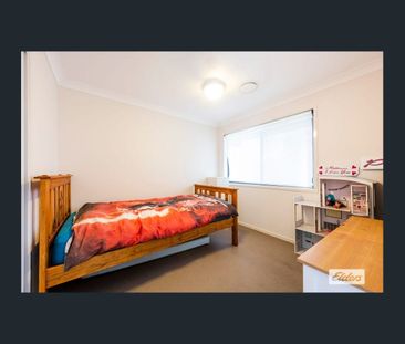 Modern 3 Bedroom Home in Quiet Cul-De-Sac! - Photo 3