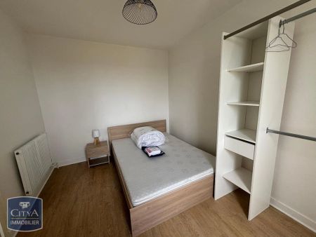 Appartement à louer 4 pièces 67.43m² - Photo 3