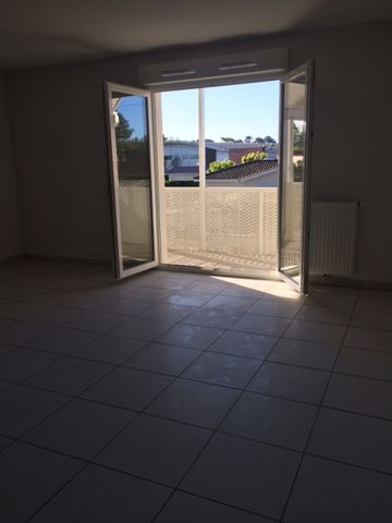Location Appartement 3 pièces 65m² - Photo 5