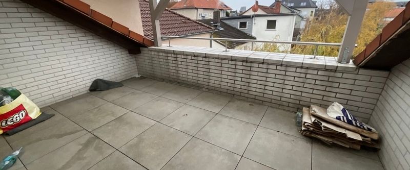 RESERVIERT- Moderne 4-Zimmer-Dachgeschosswohnung mit Balkon in zentraler Lage von Braunschweig - Photo 1