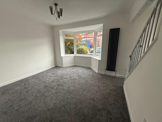 3 bedroom semi-detached house to rent - Photo 1