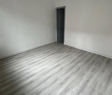 Location appartement 2 pièces 45 m² à Pont-de-l'Arche (27340) - Photo 1