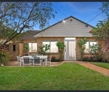 Peaceful Allambie Heights Home with Spacious Grounds - Photo 1