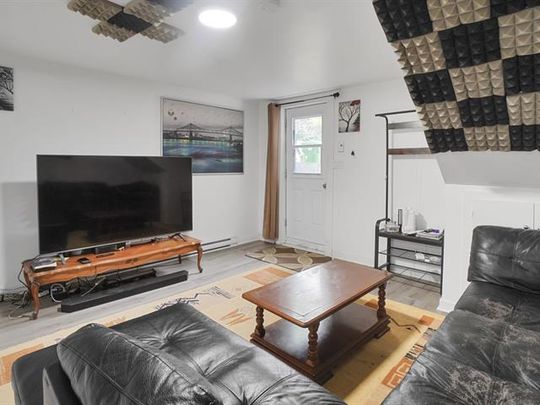 775C 7e Avenue - Photo 1