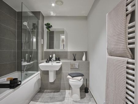 3 bedroom townhouse to rent - Photo 2