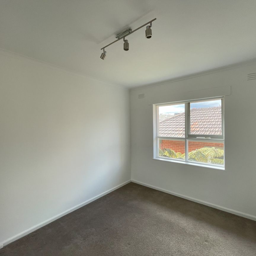 10 / 24 Rosella Street, Murrumbeena - Photo 1