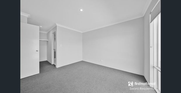 Where Comfort, Style, and Convenience Come Together!! - Photo 1