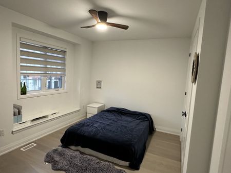 For Lease - 1416 Lynx Gardens, Oakville, Ontario - Photo 4