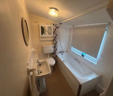 Old Row, Scunthorpe - Photo 6