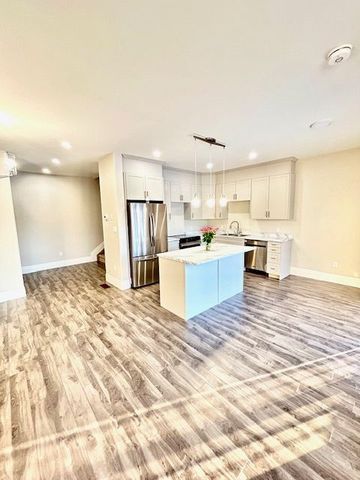 For Lease - 103 Buchanan Avenue, Prince Edward County, Ontario - Photo 3