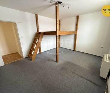 Pronájem bytu 1+1 32 m² - Photo 1