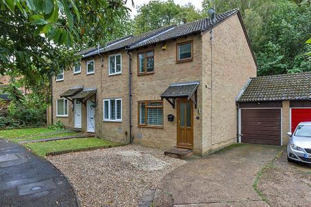 3 bedroom end of terrace house to rent - Photo 3