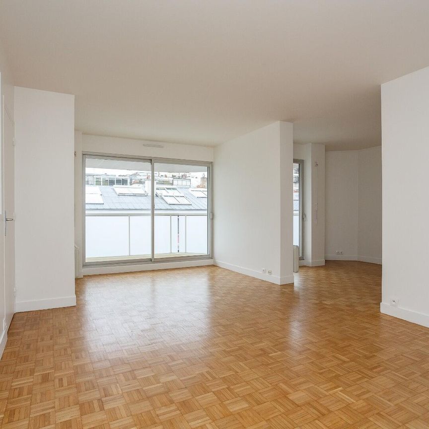 location Appartement T4 DE 83m² À PARIS - Photo 1