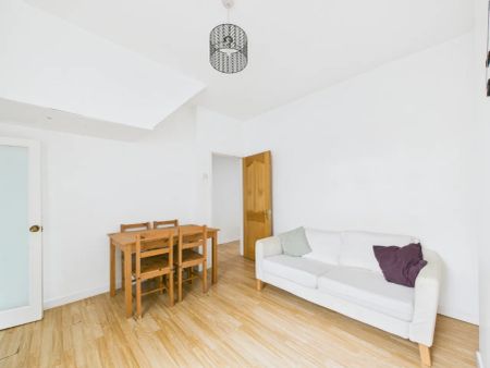 80 Dundela Avenue - Photo 2