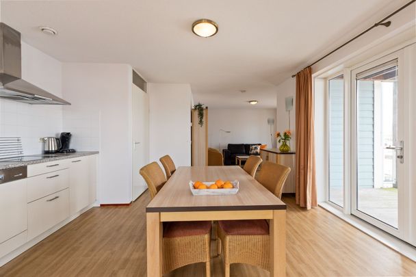 644L Lovely apartment with balcony, harborview - Photo 1