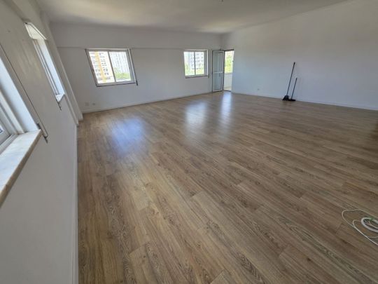 Apartamento T2 em Lisboa - Foto 1
