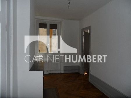 Location Appartement 4 pièces 97m² ST ETIENNE 42000 - Photo 3