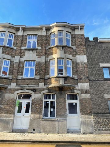 Gerenoveerde woning met 3 slaapkamers en ruime tuin vlakbij Rozenbroeken - Photo 4