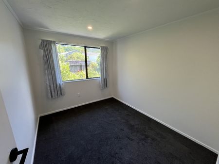 24 Fernhaven Grove, Newlands - Photo 4