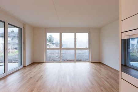 2.5 Zimmer-Wohnung in Sevelen - Photo 2