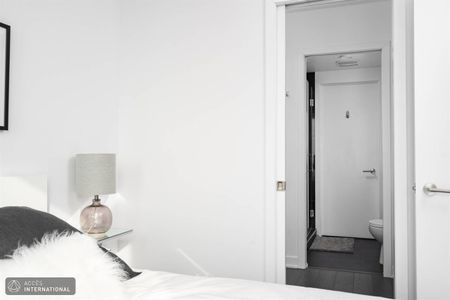 Downtown Condo for Rent | Tour des Canadiens - Photo 3