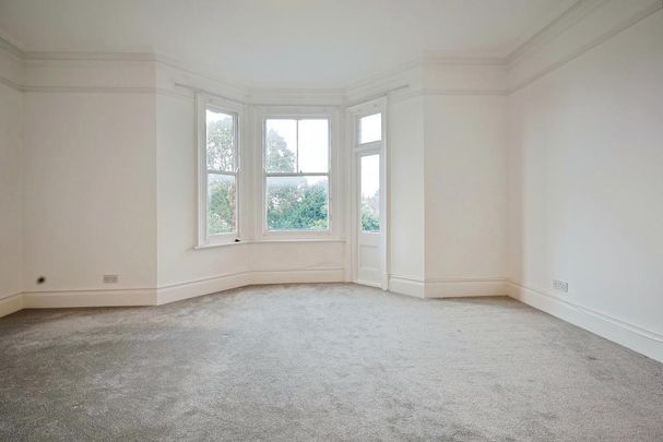 3 bedroom flat to rent - Photo 1