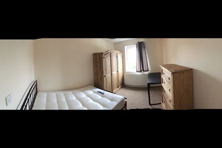 5 Bed Semi-Detached House, Elgar Path, LU2 - Photo 4