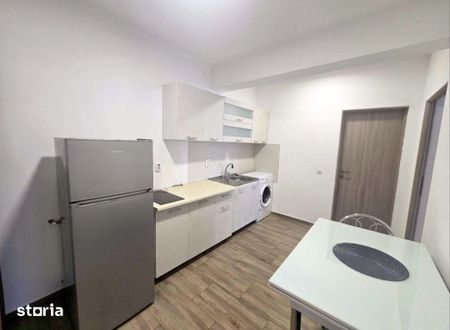 Apartament 2 camere, parcare inclusă, Mihai Românul - Photo 2