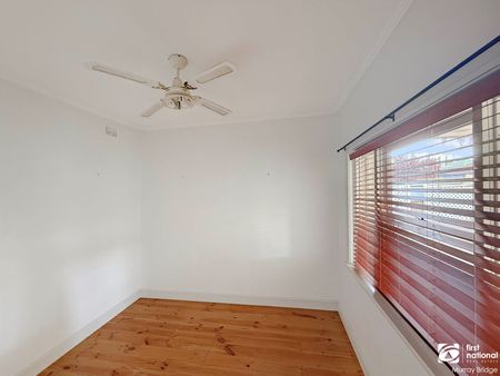 Centrally Located Two Bedroom Unit - APPLICATIONS NOW CLOSED - Photo 2