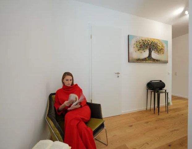 Traumhafte Neubauwohnung im Souterrain mit großem eigenen Garten - Foto 1