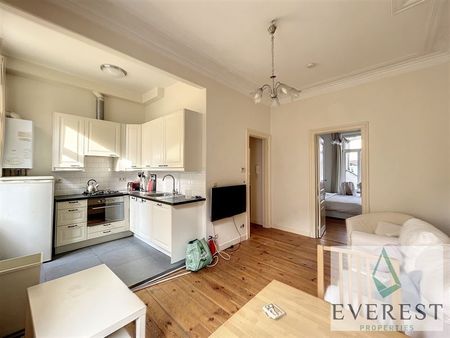 Quartier Flagey! Bel appartement meublé 2 chambres avec un patio - Photo 5